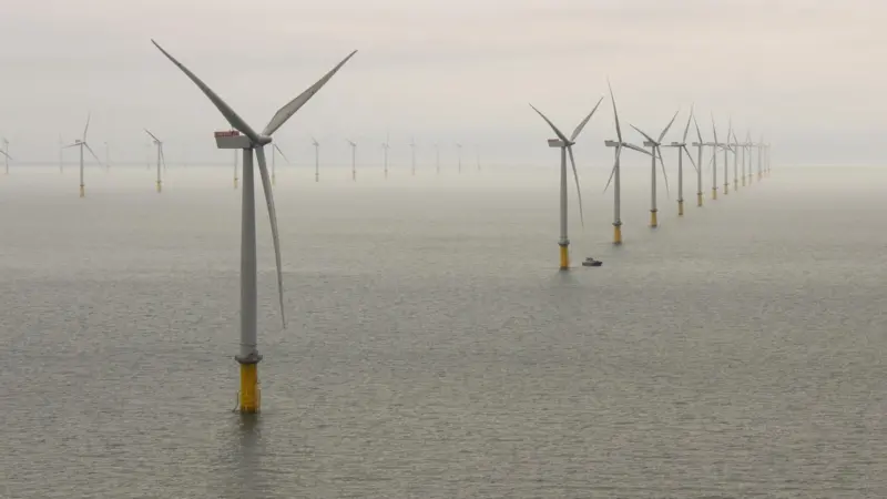 It has to be remembered that over 1,000 turbines are now operating in UK waters (Peter Barker)