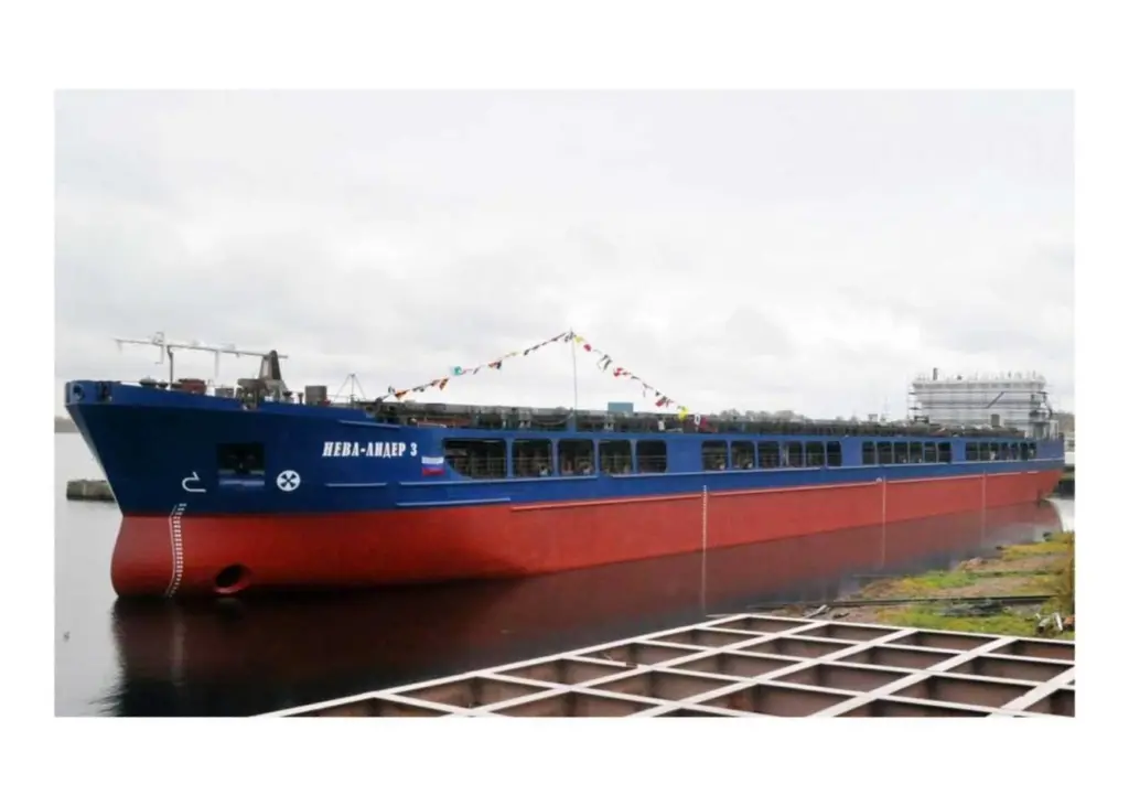 Neva-Leader 7 is designed to operate on both inland waterways and on short sea routes