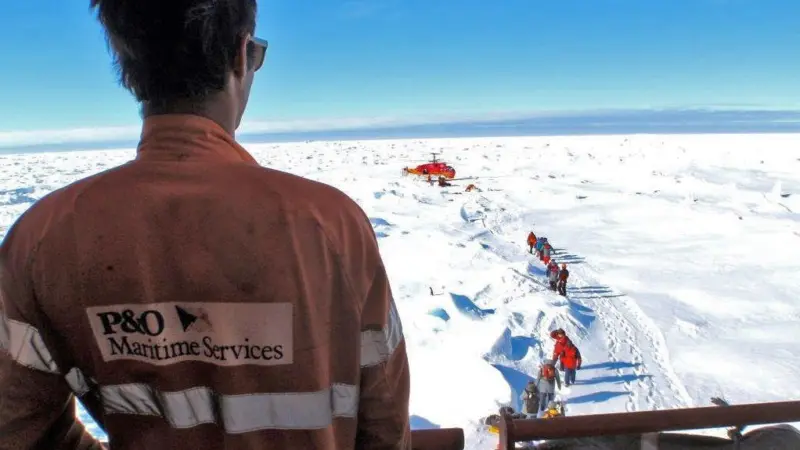 Passengers were transferred by helicopter to an ice flow.