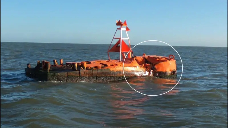 The port hull of one craft hit the target buoy directly (MAIB)