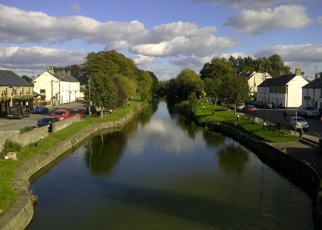 Houseboat and visitors moorings will be upgraded at Sallins in Ireland (Waterways Ireland)