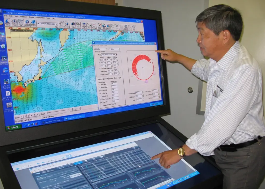 Author Dr Henry Chan supports the development of a mandatory system for the monitoring and reporting of the fuel consumption and CO2 emissions by every individual ship in the commercial world fleet