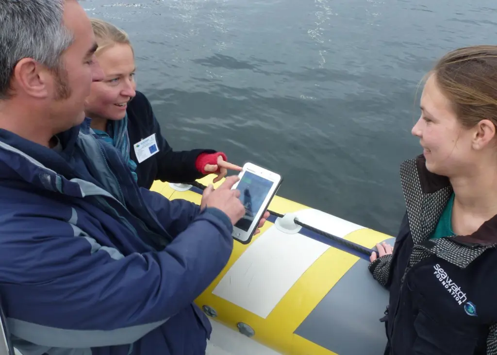 Workboat crews in coastal waters could easily participate in the SEACAMS project