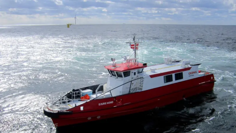 Support boats benefit from innovations that keep the deck clear