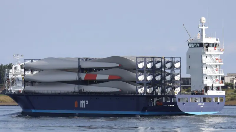 Global Seatrade's cargo carriers are designed for the larger turbines of the future (Peter Barker)