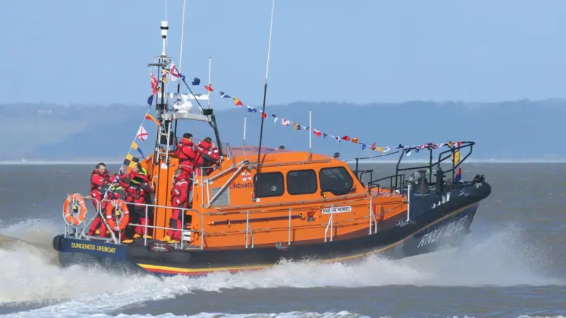 Superior manouevrability is achieved from waterjet propulsion (Peter Barker)