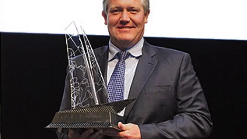Ronny Skauen, Director of International Operations at Sleipner Motor with the DAME Award, November 2013