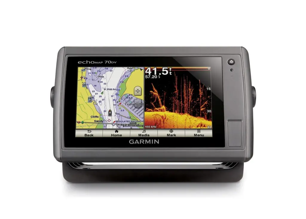 ClearVu sonar can be integrated into Garmin’s range of GPSMAP chartplotters and the new EchoMAP 70dv/70s and 50dv/s space saving high performance combination chartplotters and fishfinders