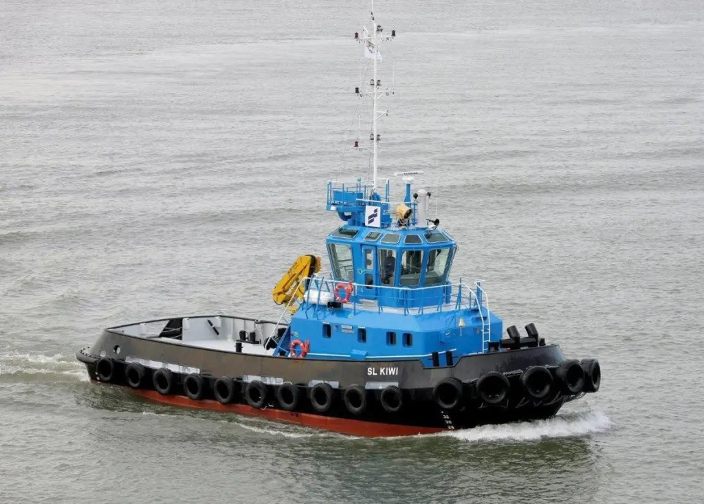 SL Kiwi is the second of two Damen ST 2208 tugs configured for terminal support duties and delivered to Smit Lamnalco