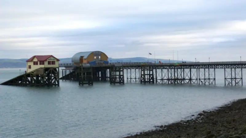 1,200mm diameter piles are installed within the existing pierhead