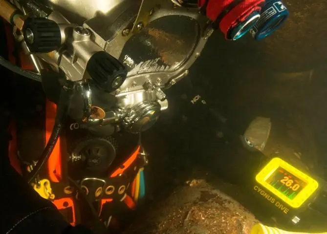 The DIVE MK2 gauge uses the digital multiple echo technique to measure metal thickness
