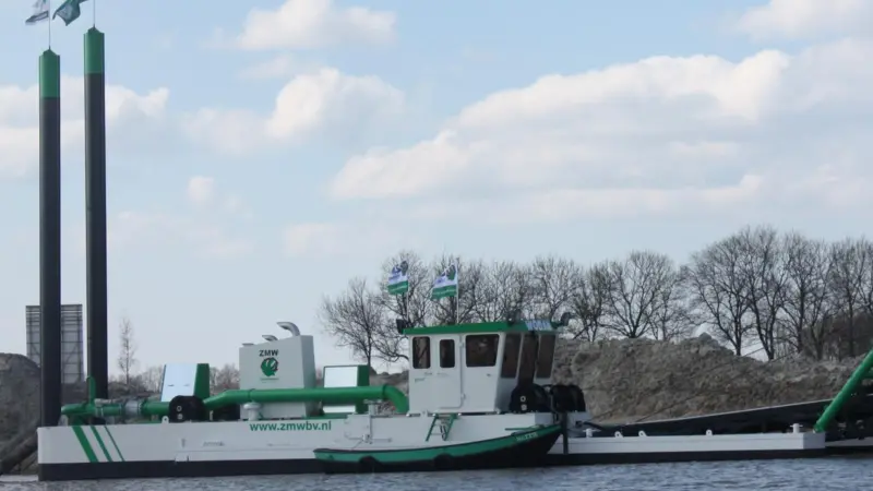 Holland Dredge Design has developed a programme of suction and air-lift dredgers along with booster stations and soil pressure systems designed for modular construction