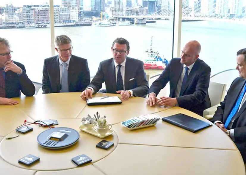 An MOU signing ceremony was held in the KOTUG offices in Rotterdam. left to right: Paul Jamer of AKA, Jim Hyslop of Robert Allan, Ard-Jan Kooren of KOTUG, Evan Willemsen of ROTORTUG and Minister James Moore of the Canadian Government