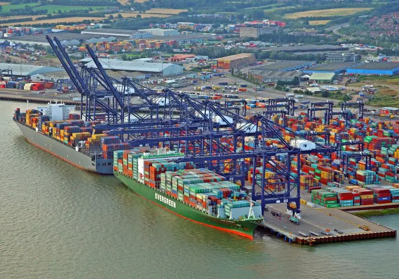 The UK's largest container port of Felixstowe is about to get bigger (VolkerStevin)