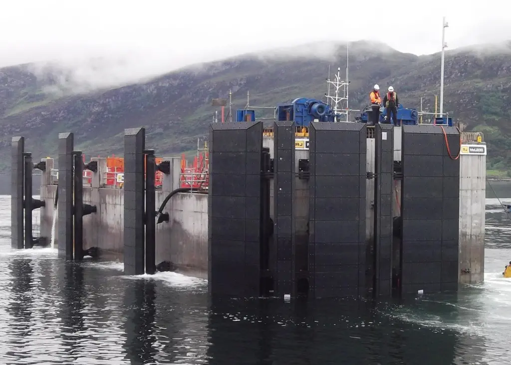 The transformation was made possible by the use of a floating concrete caisson