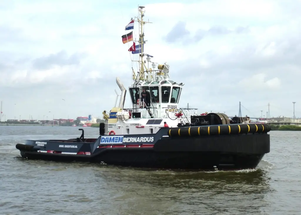 Damen hosted the opening reception at ITS with a visit from the ‘Bernardus’