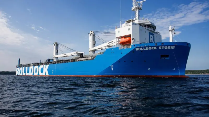 ‘Rolldock Storm’ has lift, ro-ro and flo-flo capability