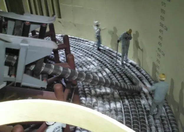 Power cable loading is beyond the capability of crew to handle without mechanical assistance. Photo: ETA
