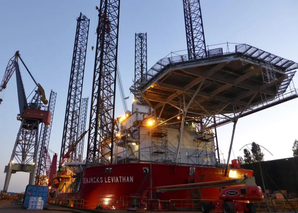 'Seajacks Leviathan' first had its blade racks cut loose and removed after completion of a wind turbine and propeller blade operation