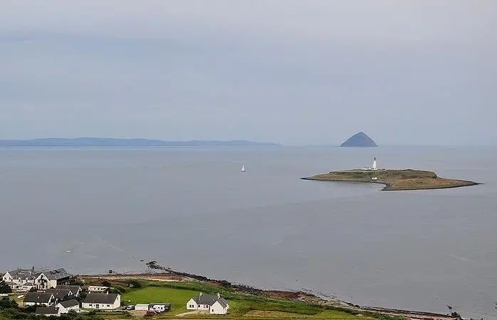 Kildonan, Isle of Arran, North Ayrshire (Photo: Vincent van Zeijst)
