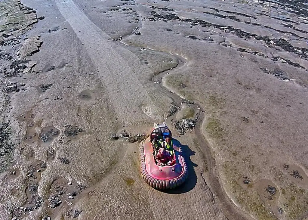 In sensitive areas such as mudflats air cushion vehicles have a very low impact