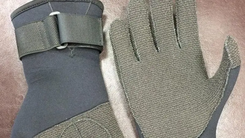 The hardwearing gloves has been designed with heavy duty Kevlar protection across the palm and fingers