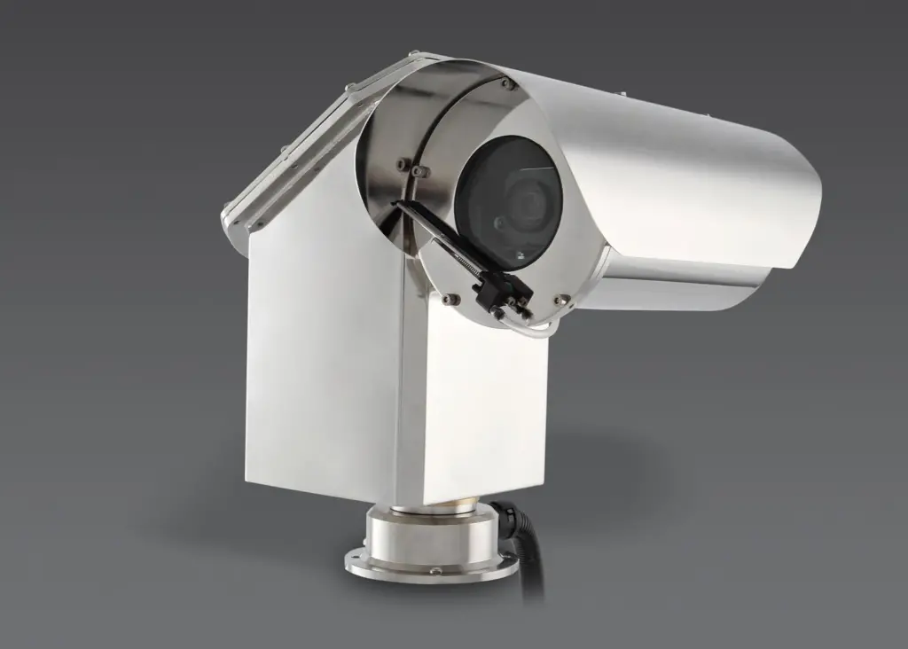 C2000 camera stations are used for monitoring or tracking both fixed and moving objects on deck or at sea