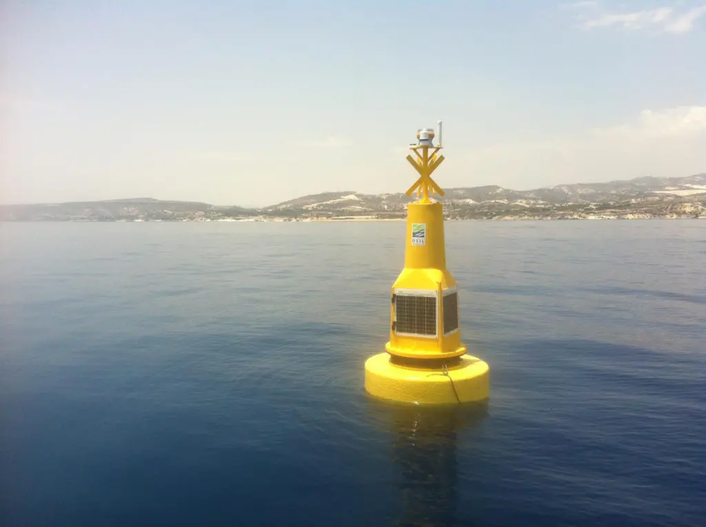 The Tern Buoy is designed for extended use in harsh coastal environments in deeper water depths