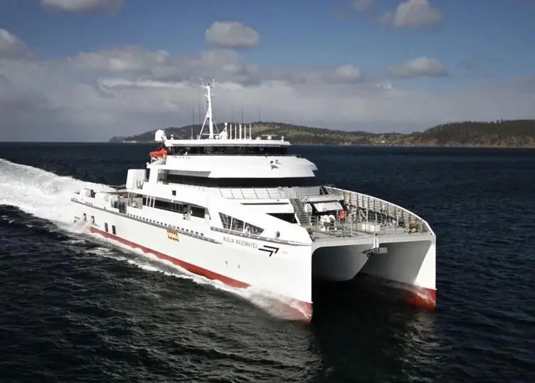 This fast crew boat is controlled by four bridge operating stations provided by the HamiltonJet MECS control system