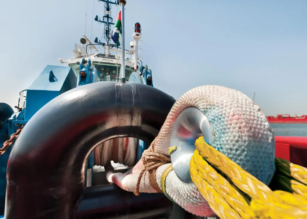 The Ko-Link towing ring is inserted into the splice eye of the towline