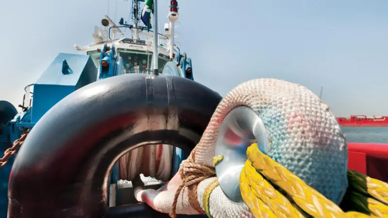 The Ko-Link towing ring is inserted into the splice eye of the towline