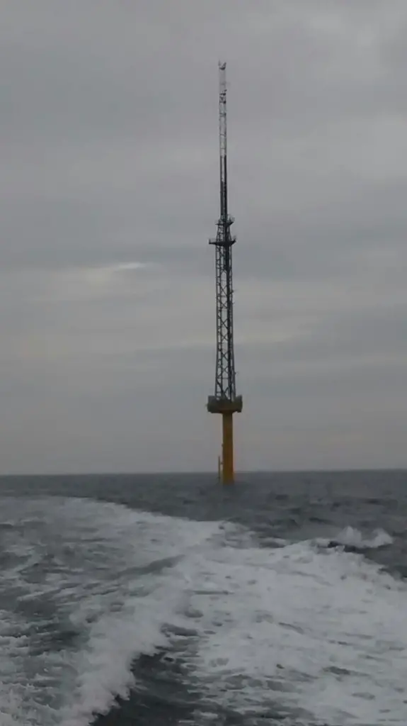 The mast measures wind conditions to enable optimal planning and operation of the Telford, Stevenson and MacColl offshore windfarms