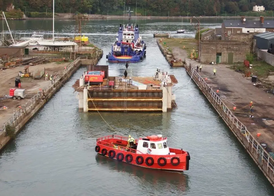 The chamber was towed by the 4,000hp tug Celtic Isle provided by the Mainport Group