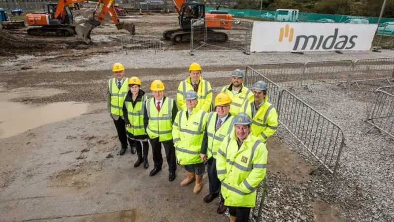 Representatives from Cornwall Council, the Cornwall and Isles of Scilly Local Enterprise Partnership (LEP), marine energy industry and Midas Construction officially marked the start of work on site