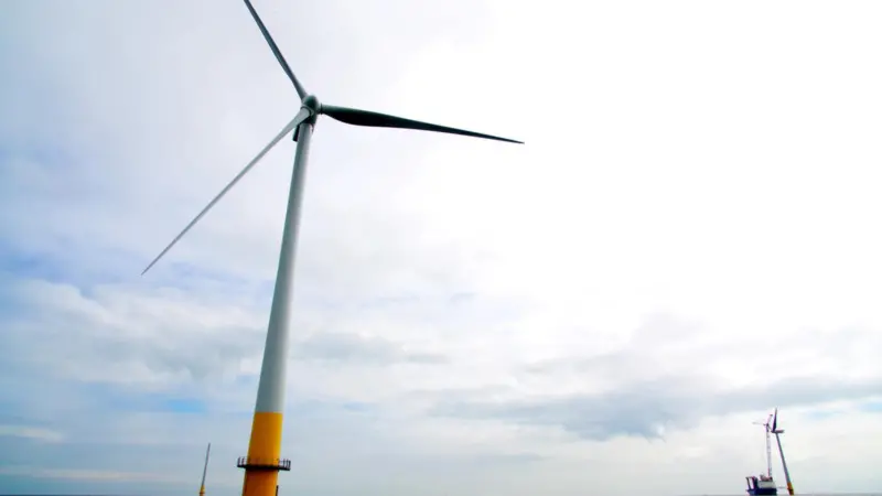 Kentish Flats windfarm is soon to get 17 additional turbines (Chris Laurens-Vattenfall)