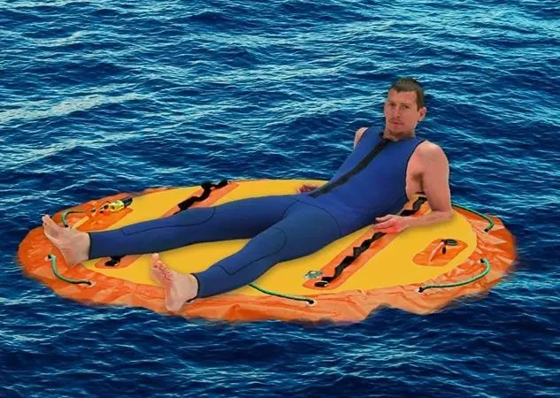 With a freeboard of a mere 7cm the SeaPod is much easier to board than a conventional life raft