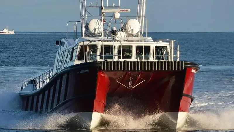 The vessel can undertake forward transfers via a heavily fendered reinforced bow