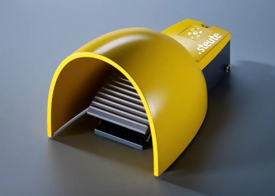 The powder-coated and corrosion resistant aluminium housing has passed the salt spray test according to DIN EN ISO
