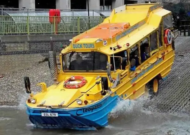 'Cleopatra' the London based DUKW tourboat that caught fire (photo: Phillip Bisset)