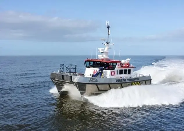 'Porth Dinllaen' at speed in sunnier times