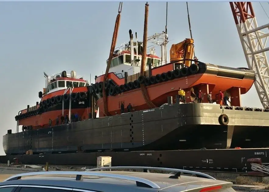 The cargo includes eleven Stan Pontoons of six different models