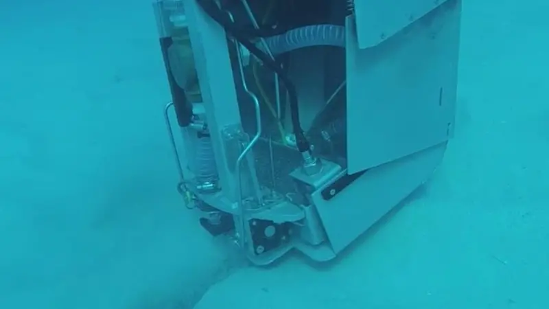 The prototype in trenching mode