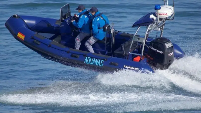 The rigid hull part of the RIB hull is foam filled for additional safety