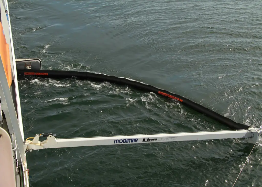 Mobimar's Finnsweep oil boom arm was delivered, along with Vikoma HI Sprint booms