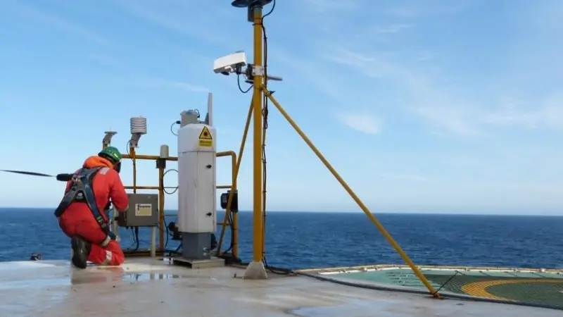 The new G4 service will be particularly beneficial when the line of sight to certain satellites is obstructed by offshore structures