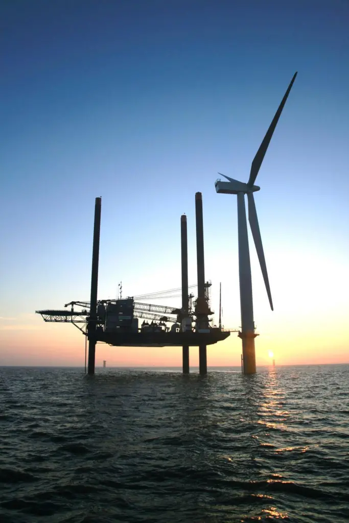 The initial focus of the collaboration will be to provide offshore wind farm construction support services