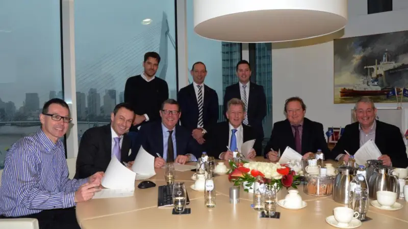 Kotug and members of the G6-Alliance sign the multi-annual exclusive contract in Rotterdam (Kotug)