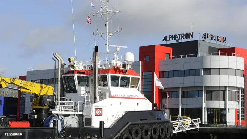 Alphatron Marine’s VSAT system will be installed on 11 of Seacontractors' vessels