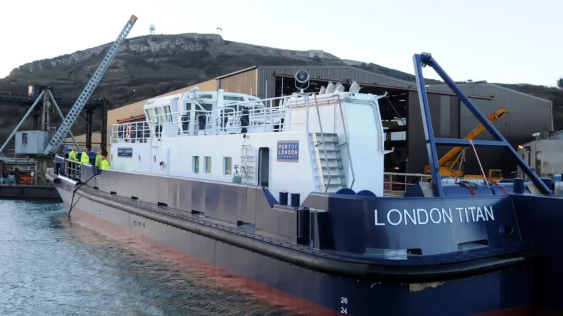 'London Titan' will be unveiled at Seawork 2015