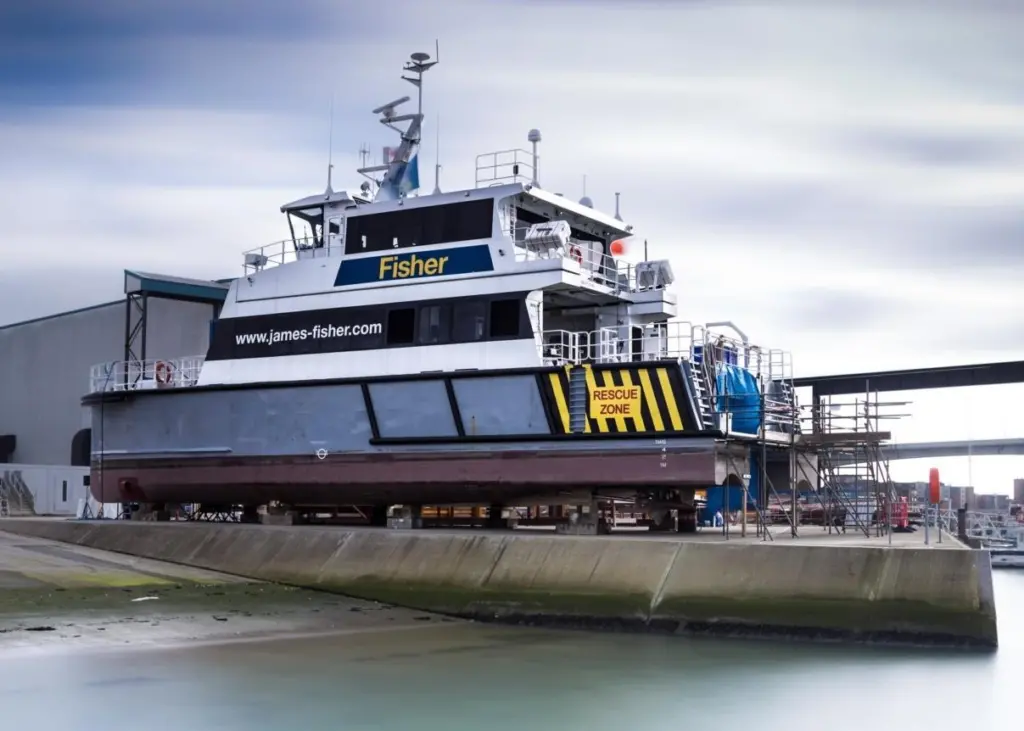 'Dart Fisher' on the slip at Griffon Hoverworks, Woolston, Southampton